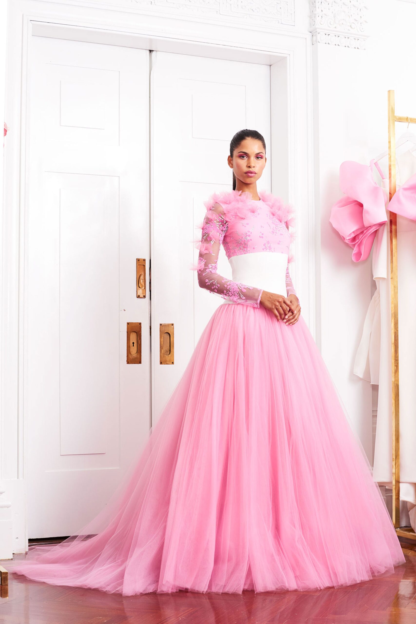 Christian Siriano Resort 19 Look 458