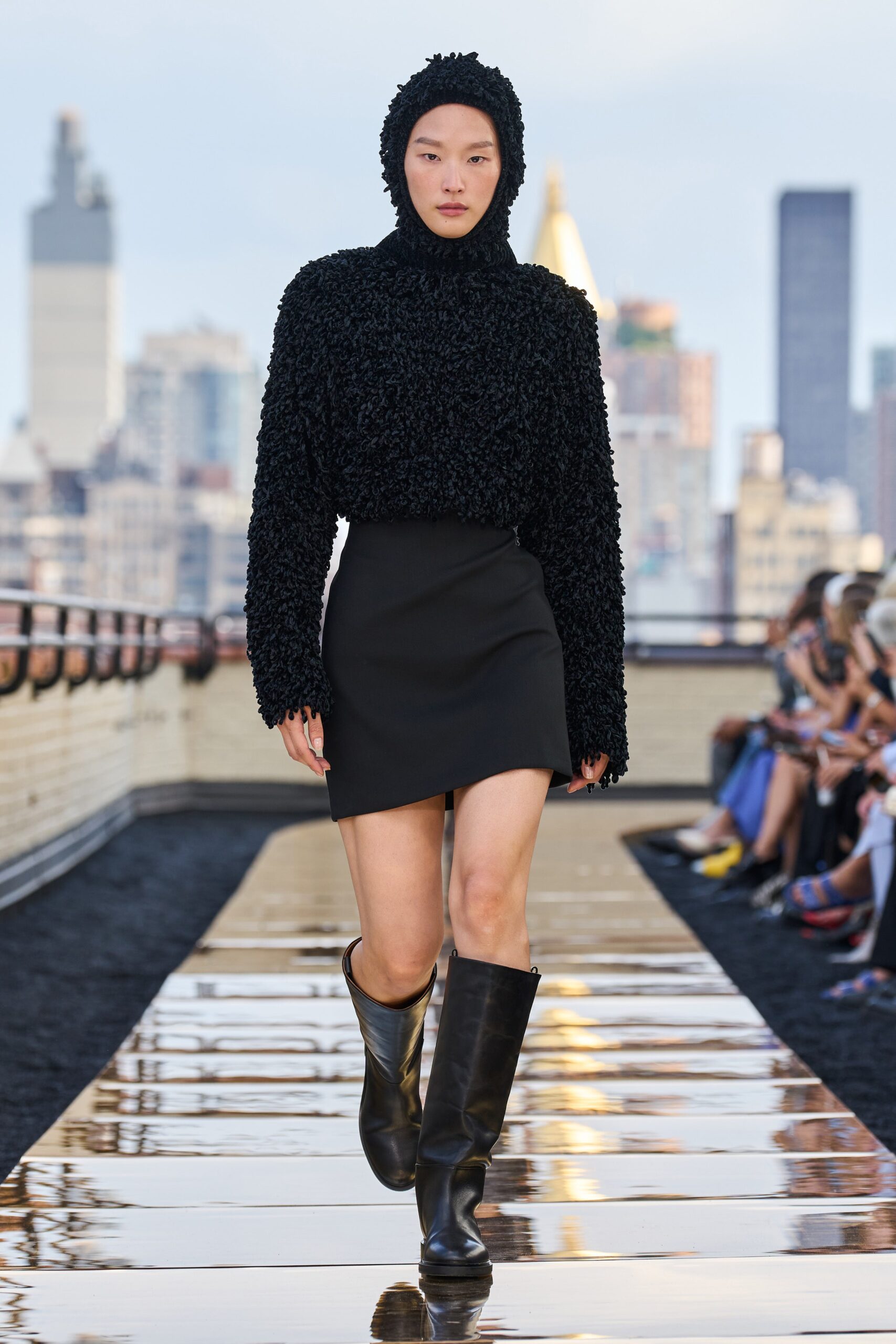 Cos F/W 22 Look 387