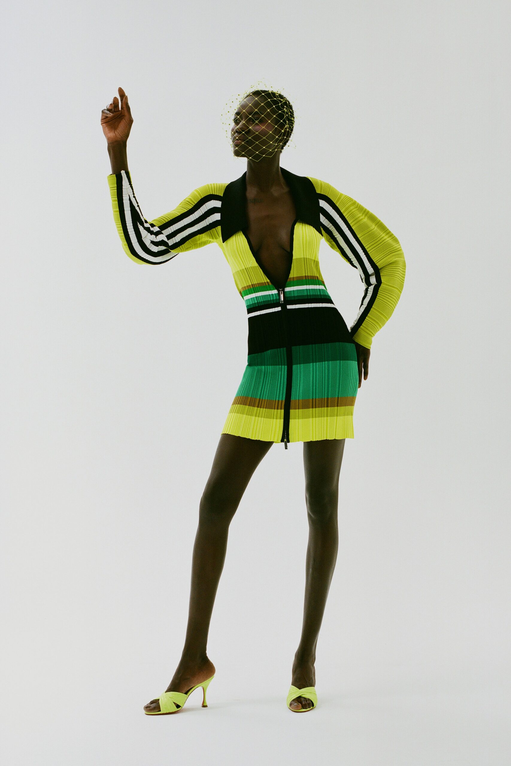 Christopher John Rogers F/W 22 Look 592