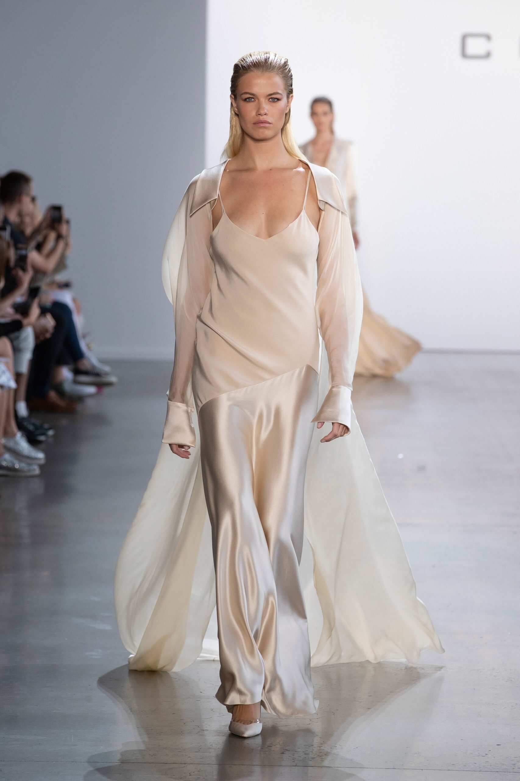 Cong Tri S/S 20 Look 529
