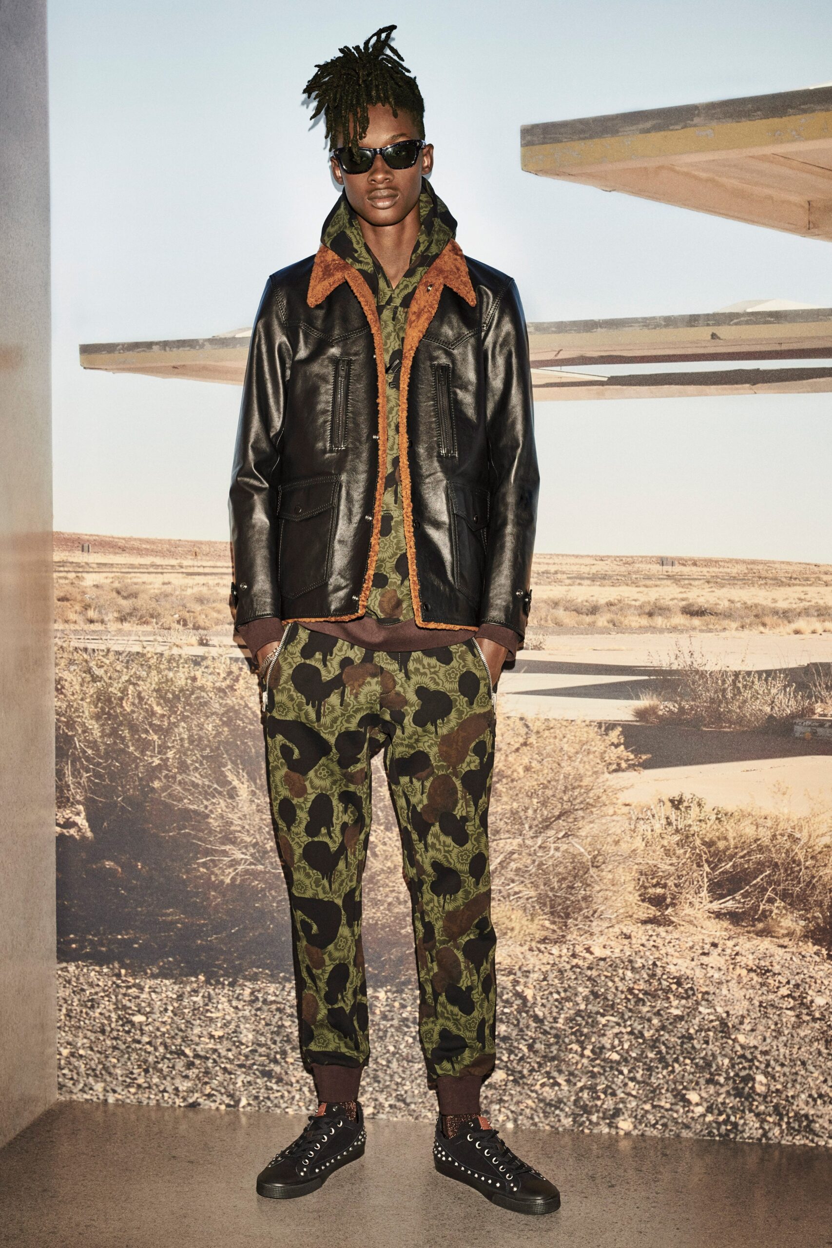 Coach Resort 19 Look 582