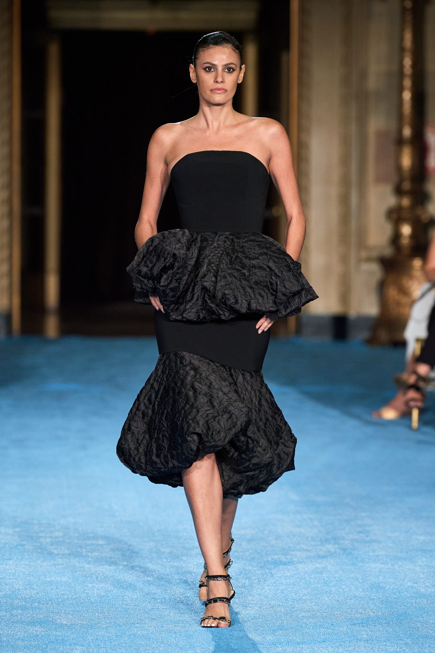 Christian Siriano S/S 22 Look 542