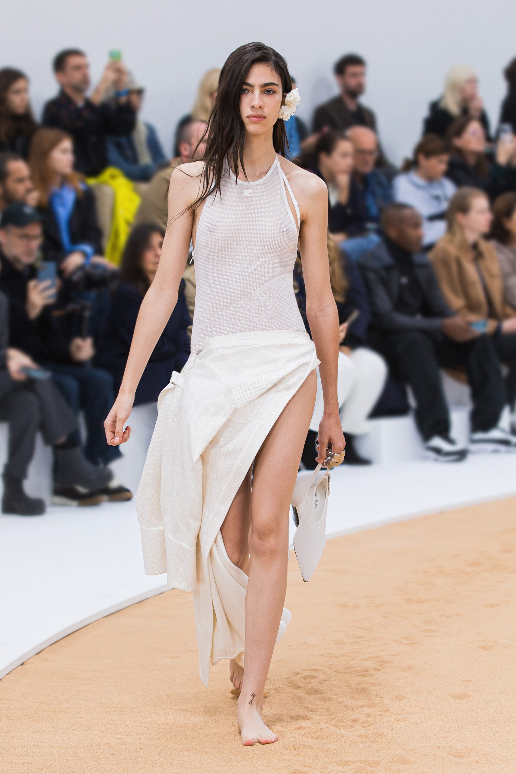 Courrèges S/S 23 Look 145