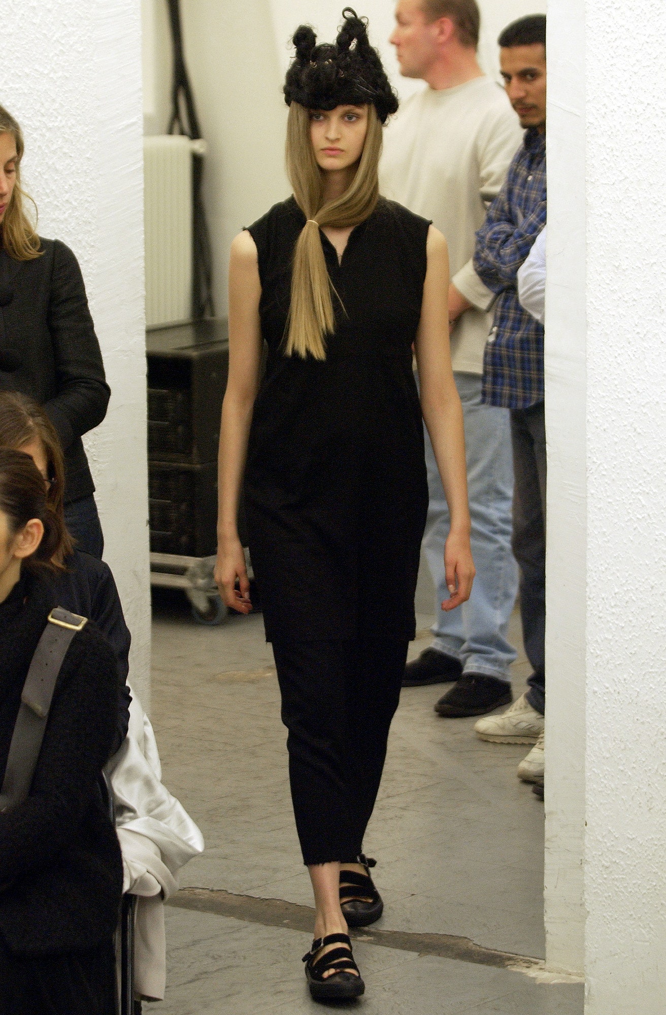 Comme des Garçons S/S 03 Look 25
