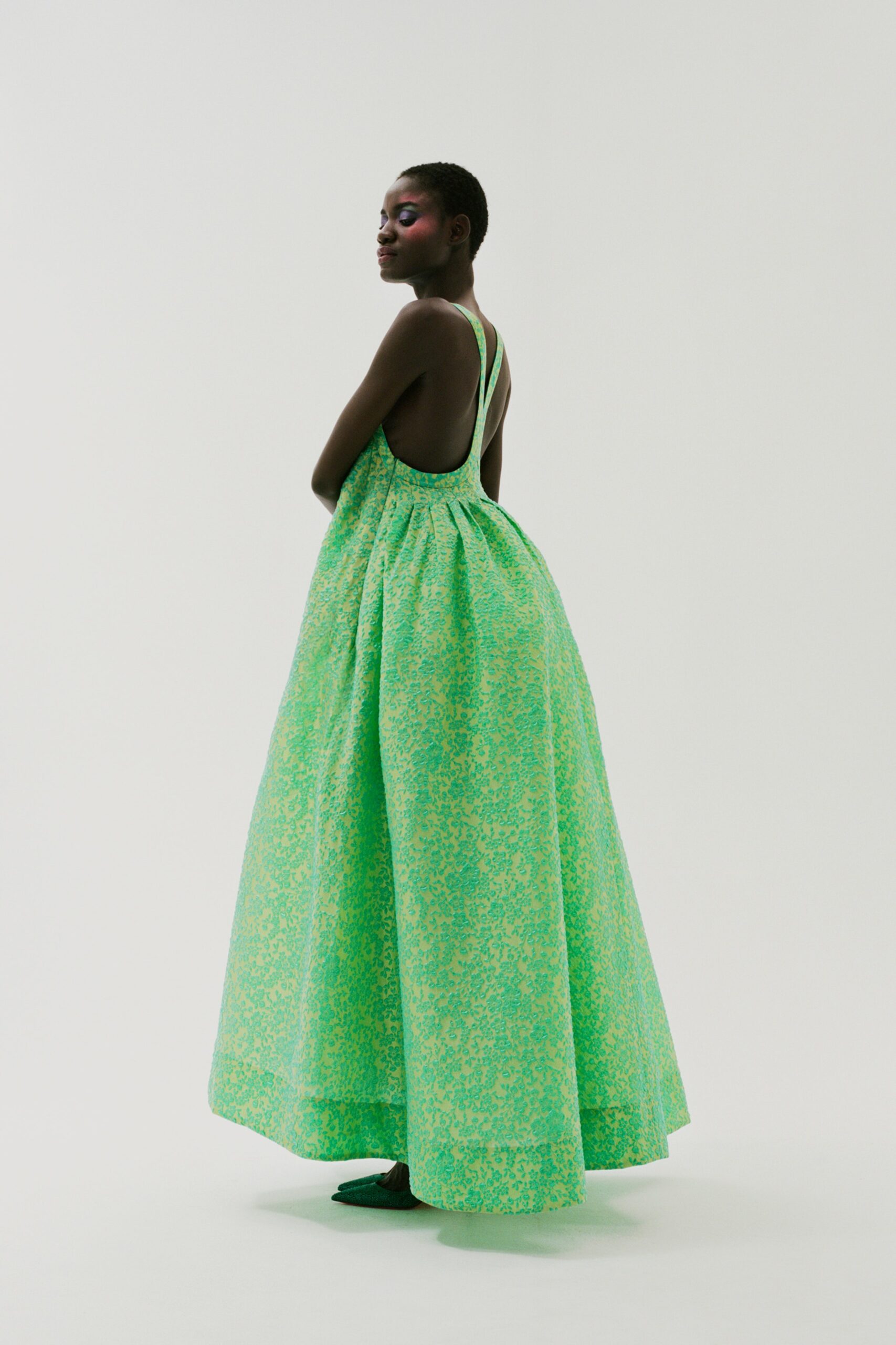 Christopher John Rogers F/W 22 Look 635
