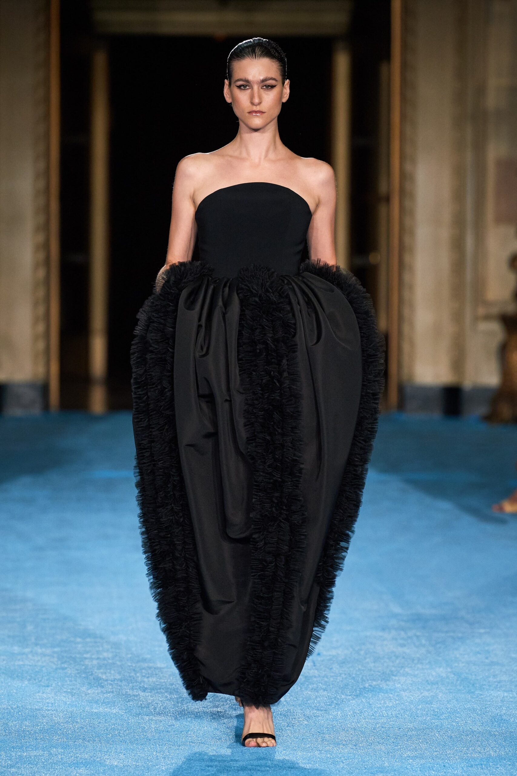 Christian Siriano S/S 22 Look 568