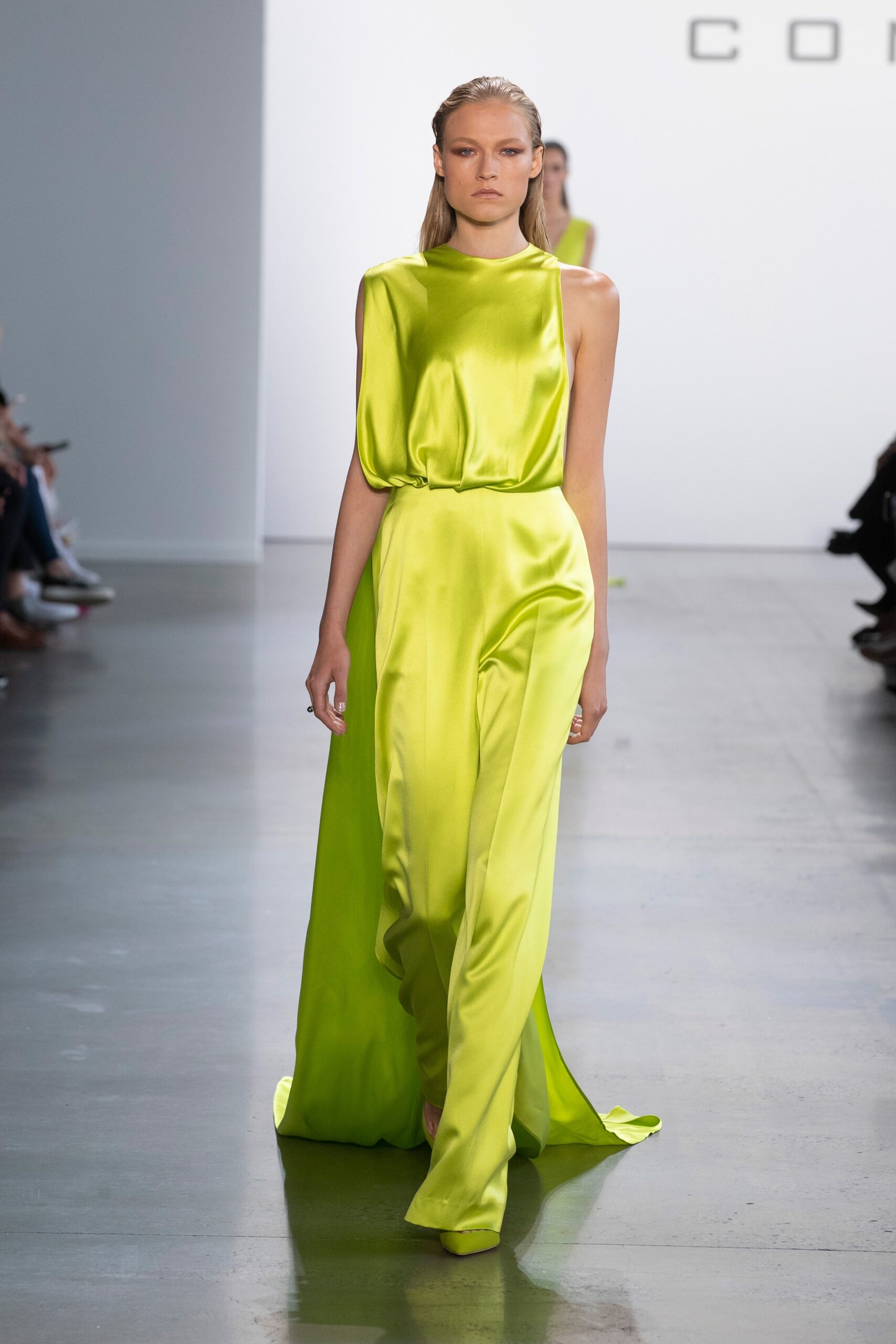 Cong Tri S/S 20 Look 613