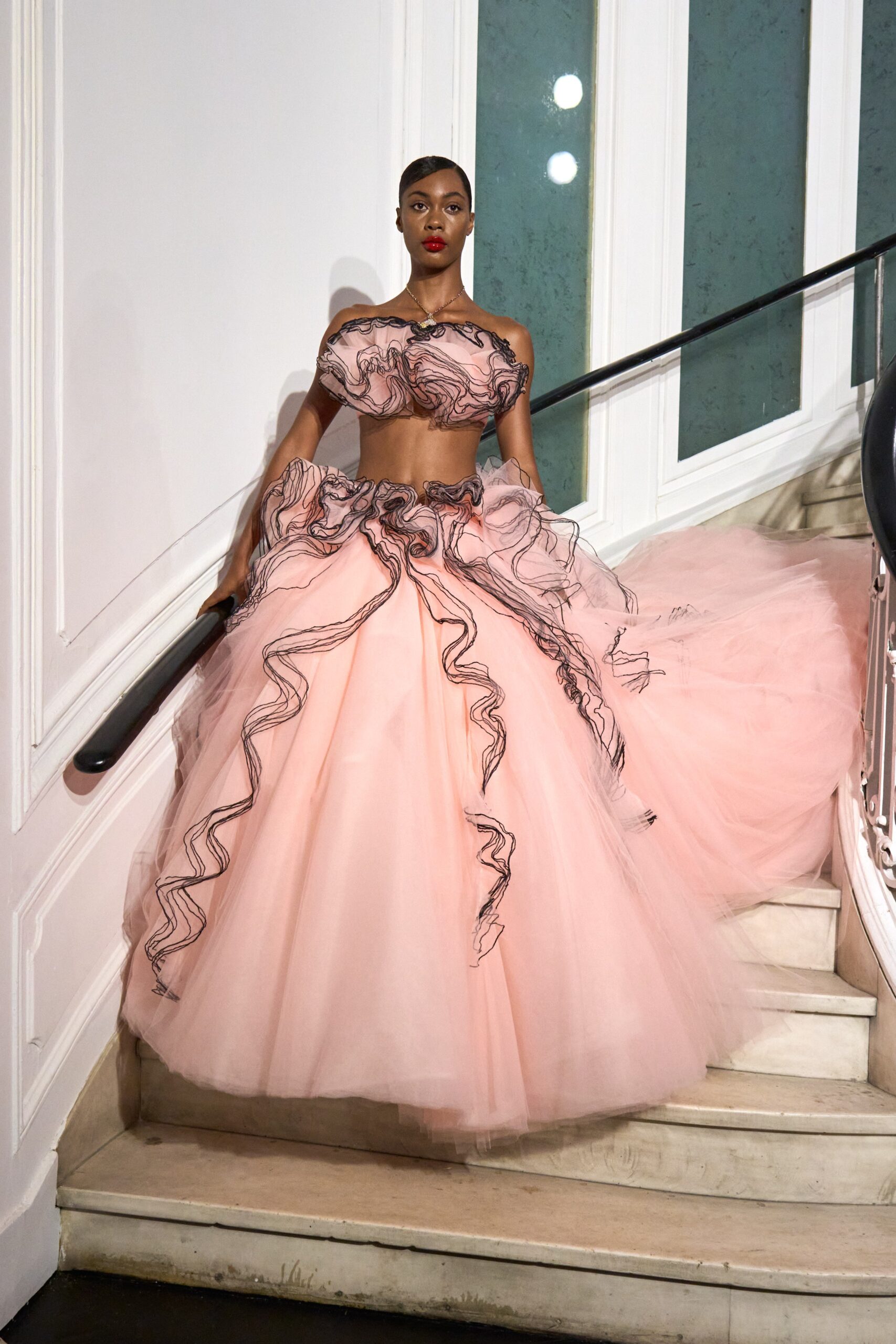Christian Siriano S/S 23 Look 571