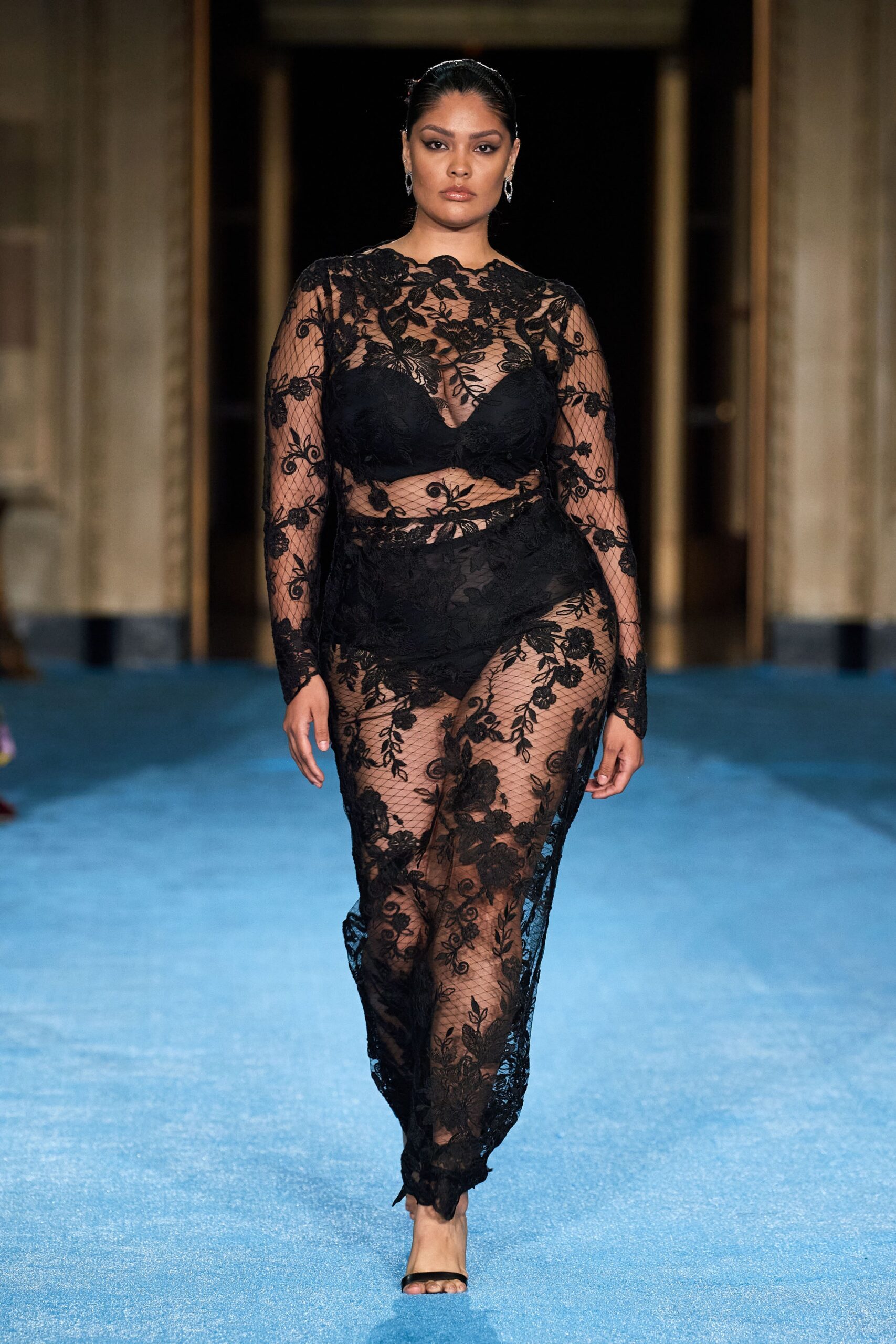Christian Siriano S/S 22 Look 676