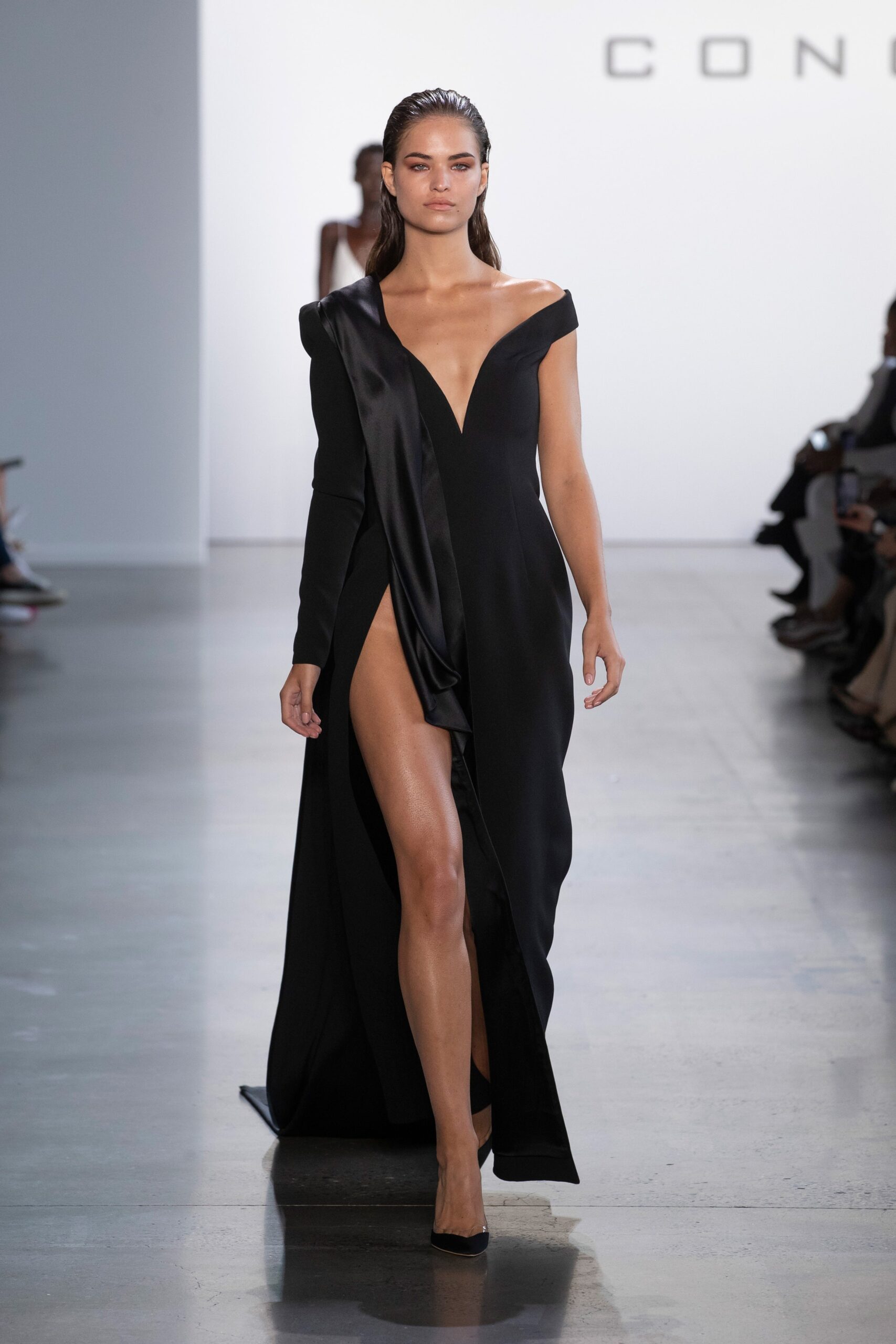 Cong Tri S/S 20 Look 731