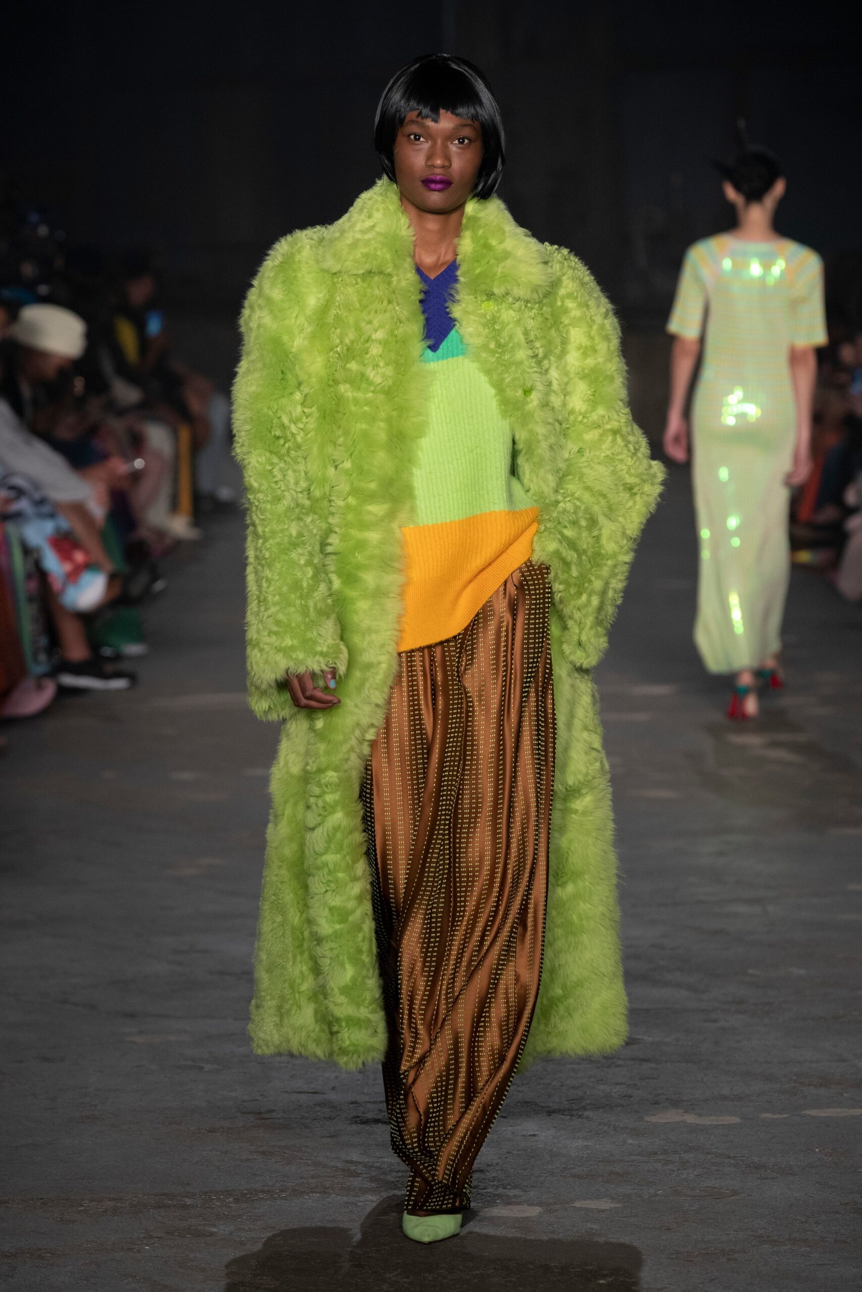 Christopher John Rogers Resort 23 Look 755