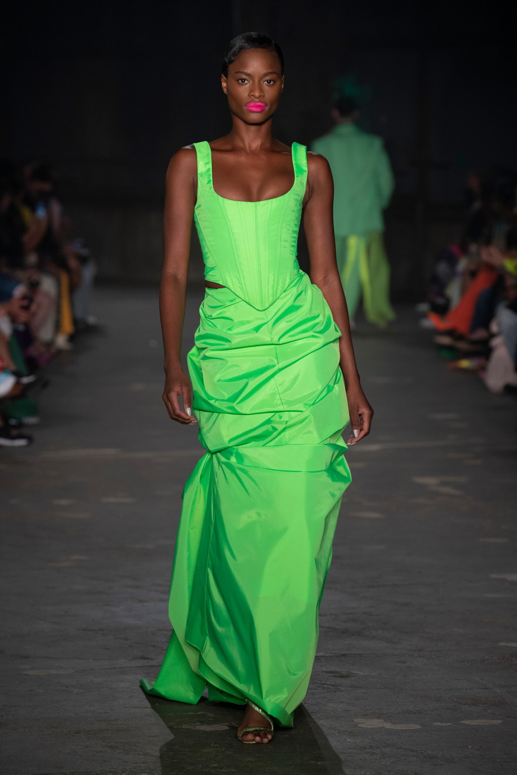 Christopher John Rogers Resort 23 Look 775