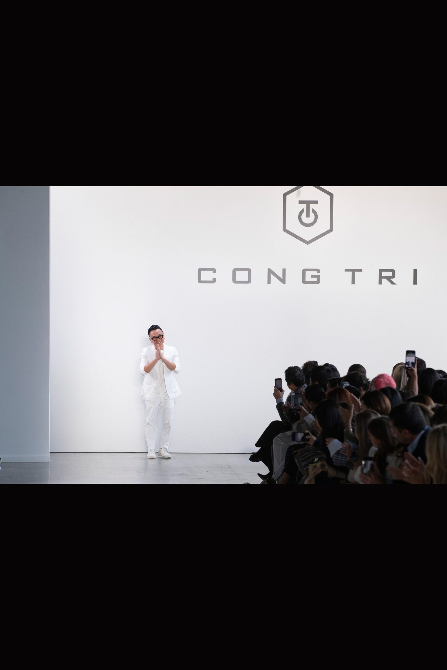 Cong Tri S/S 20 Look 864