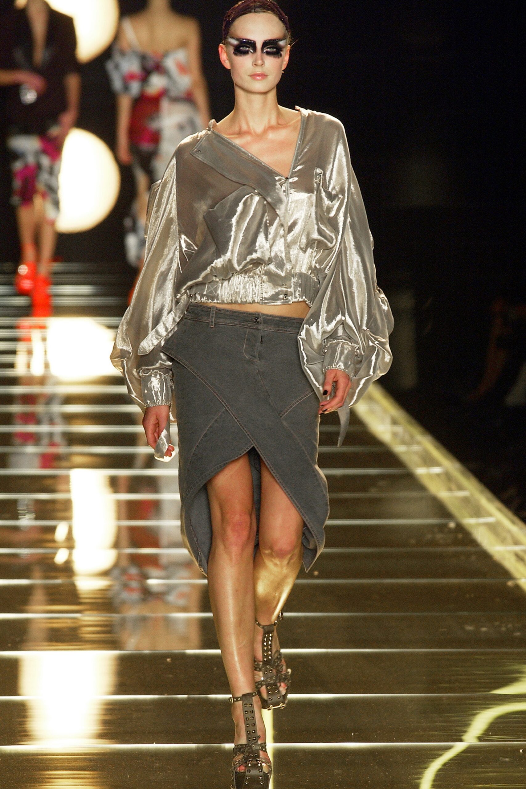 Christian Dior S/S 03 Look 301