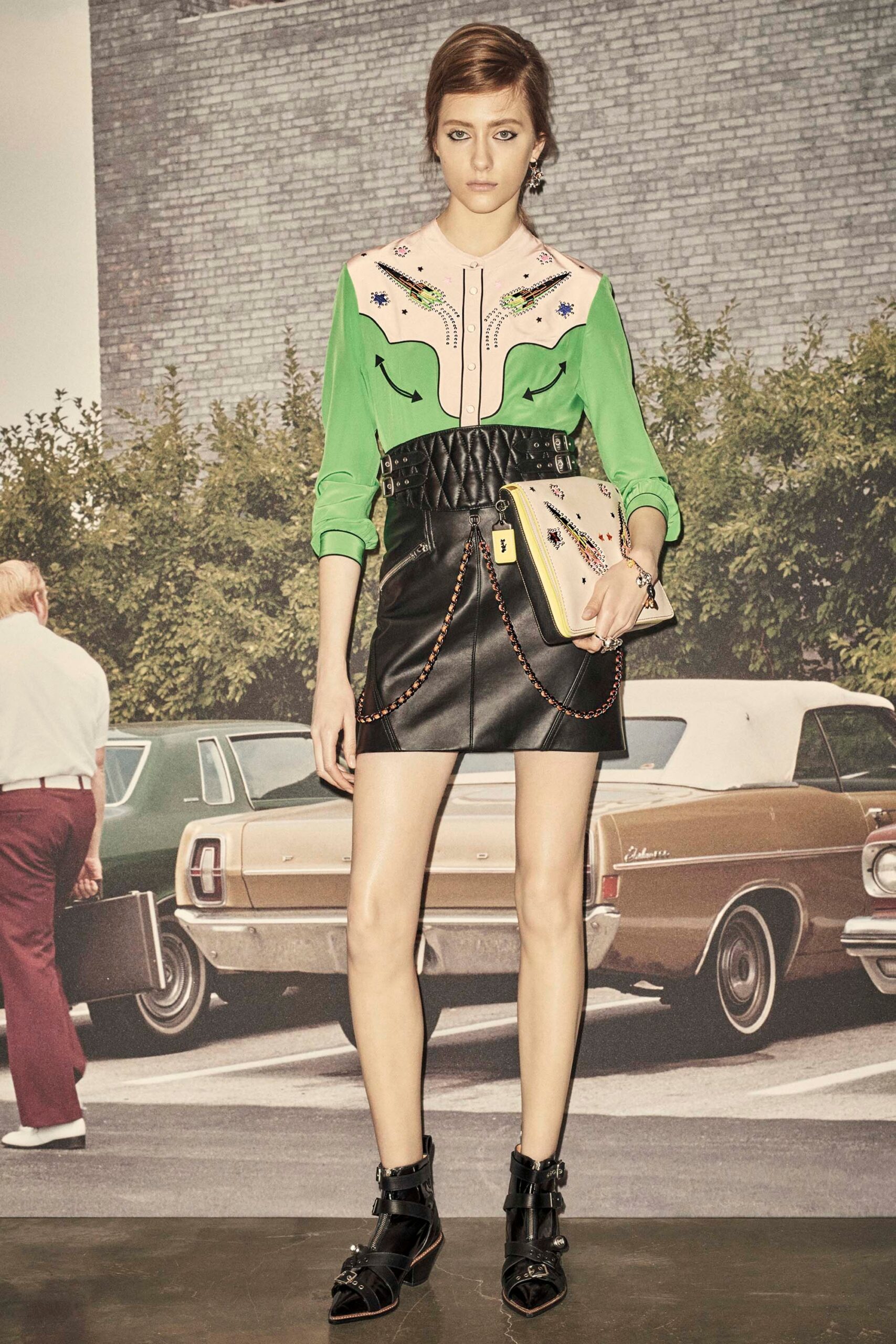 Coach Resort 17 Look 4