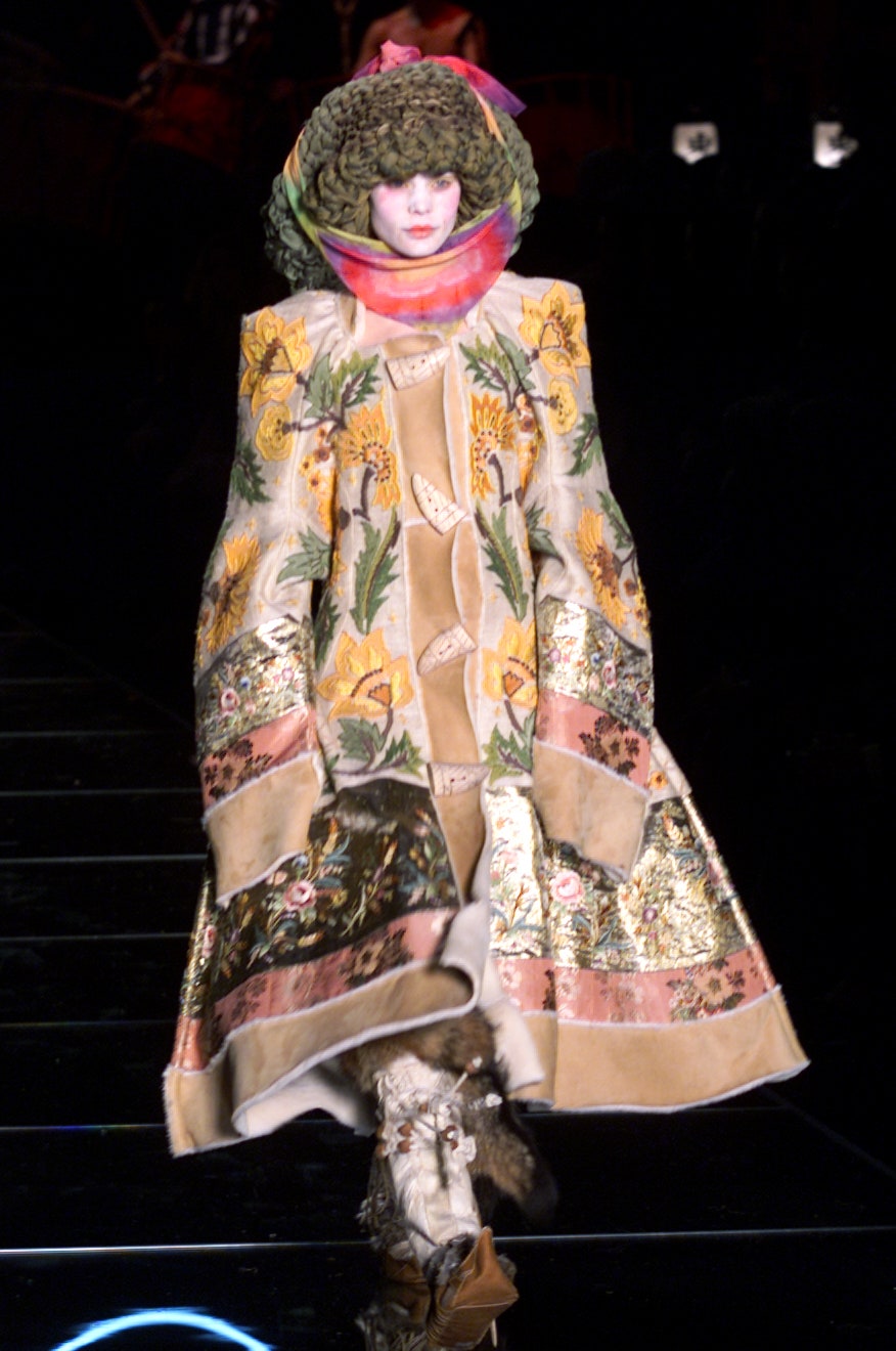 Christian Dior S/S 02 Couture Look 47