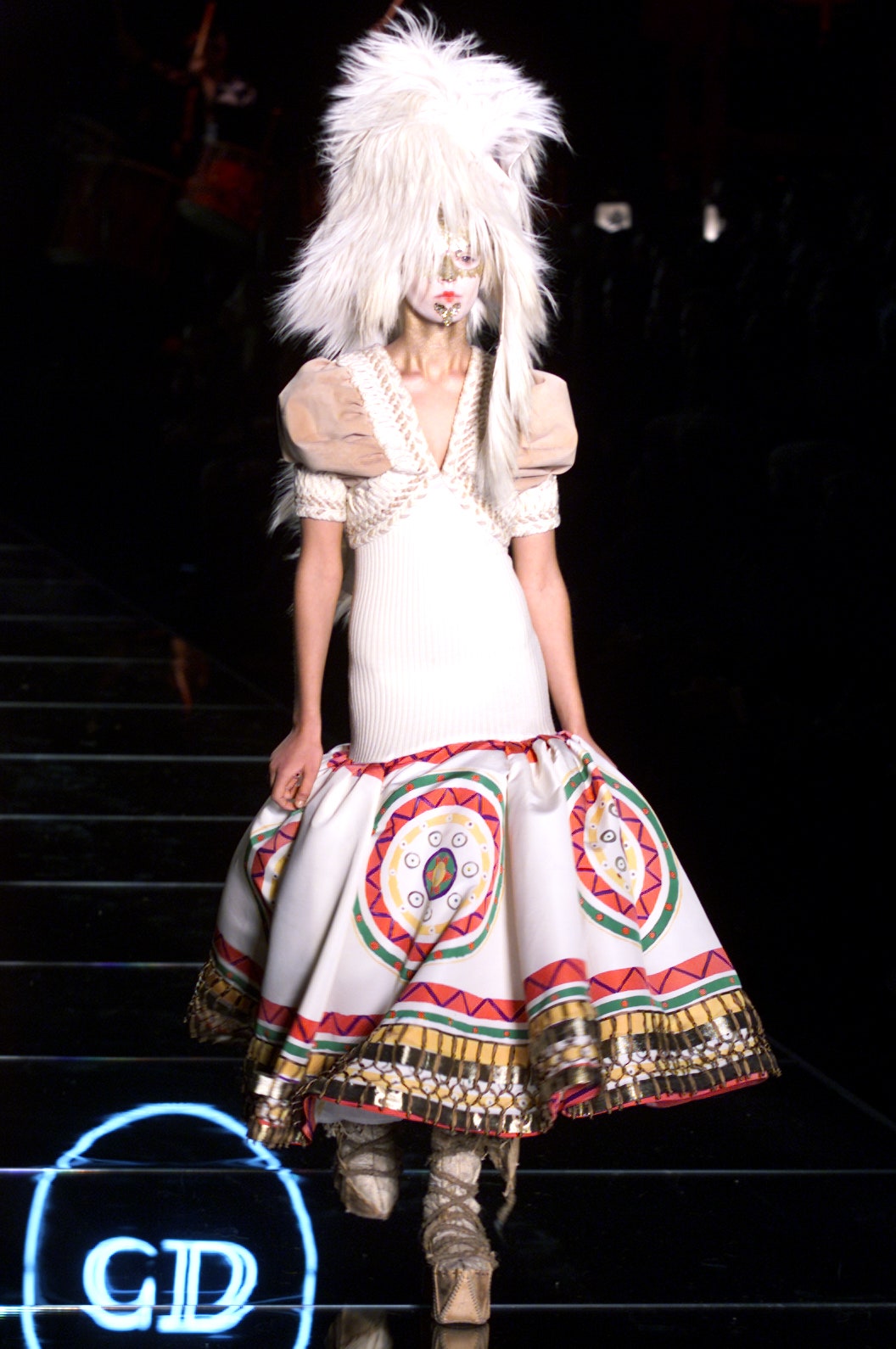 Christian Dior S/S 02 Couture Look 57