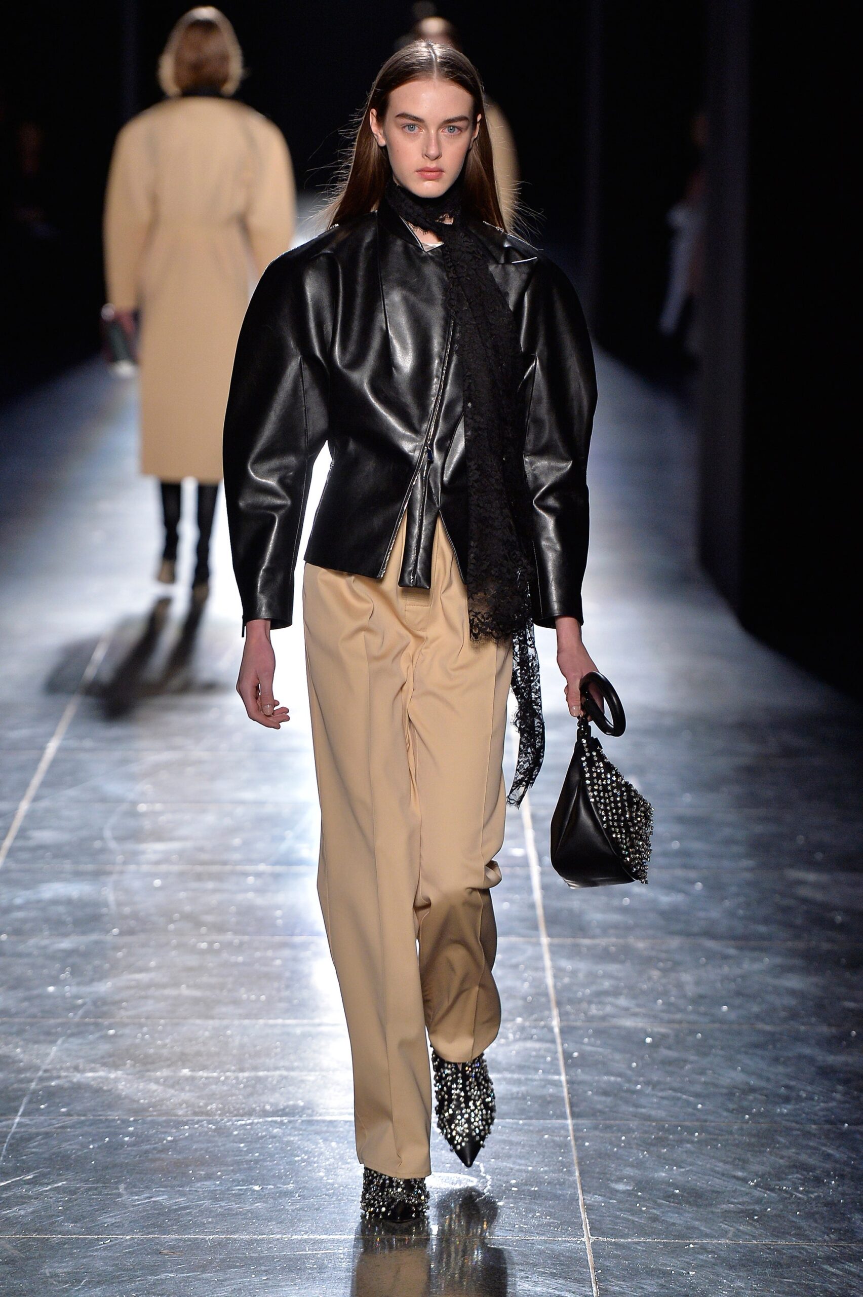 Christopher Kane F/W 18 Look 21