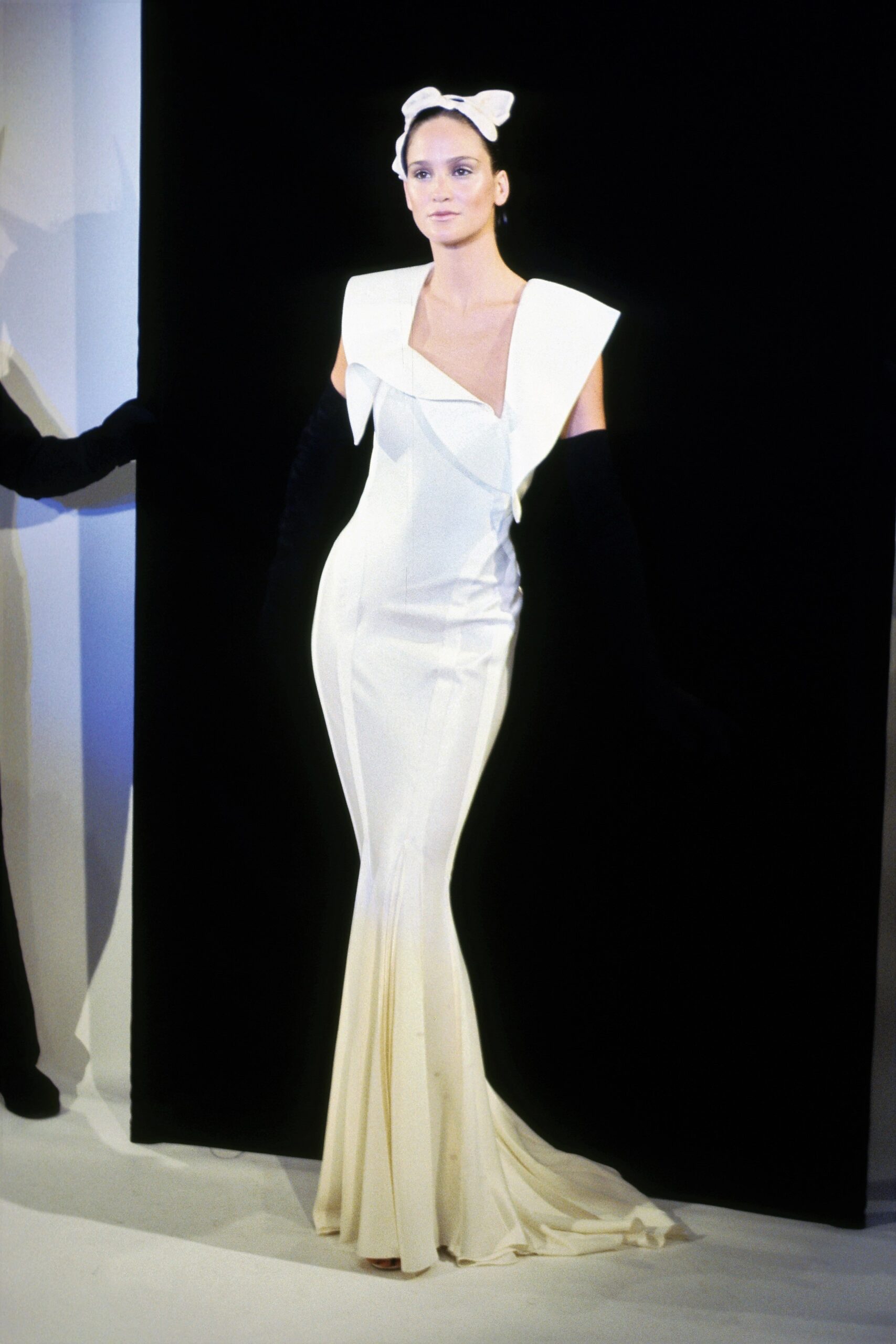 Christian Dior S/S 99 Couture Look 328