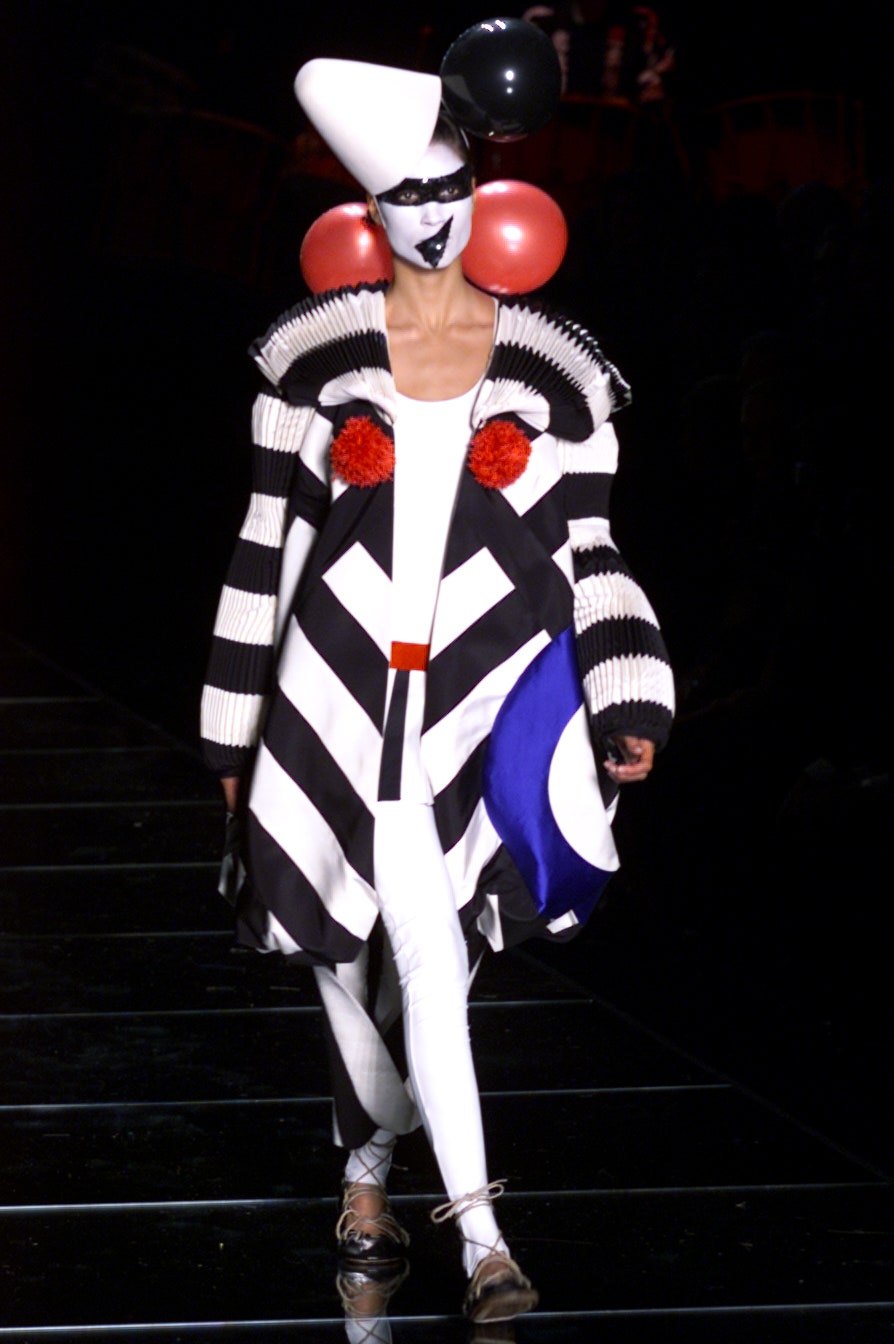 Christian Dior S/S 02 Couture Look 150