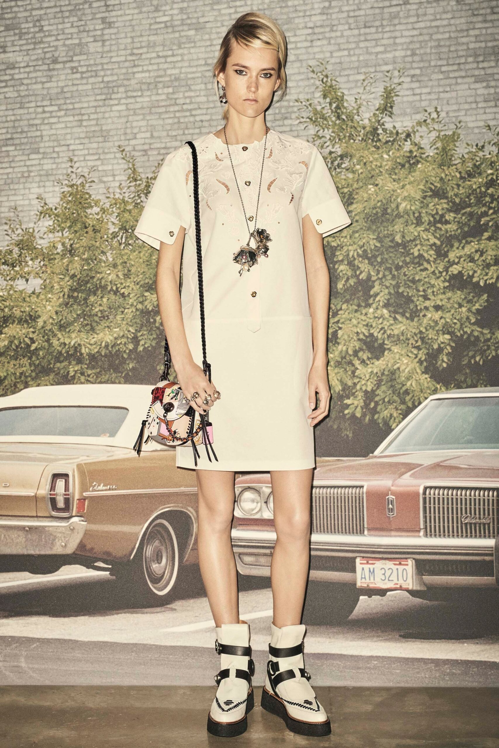 Coach Resort 17 Look 28