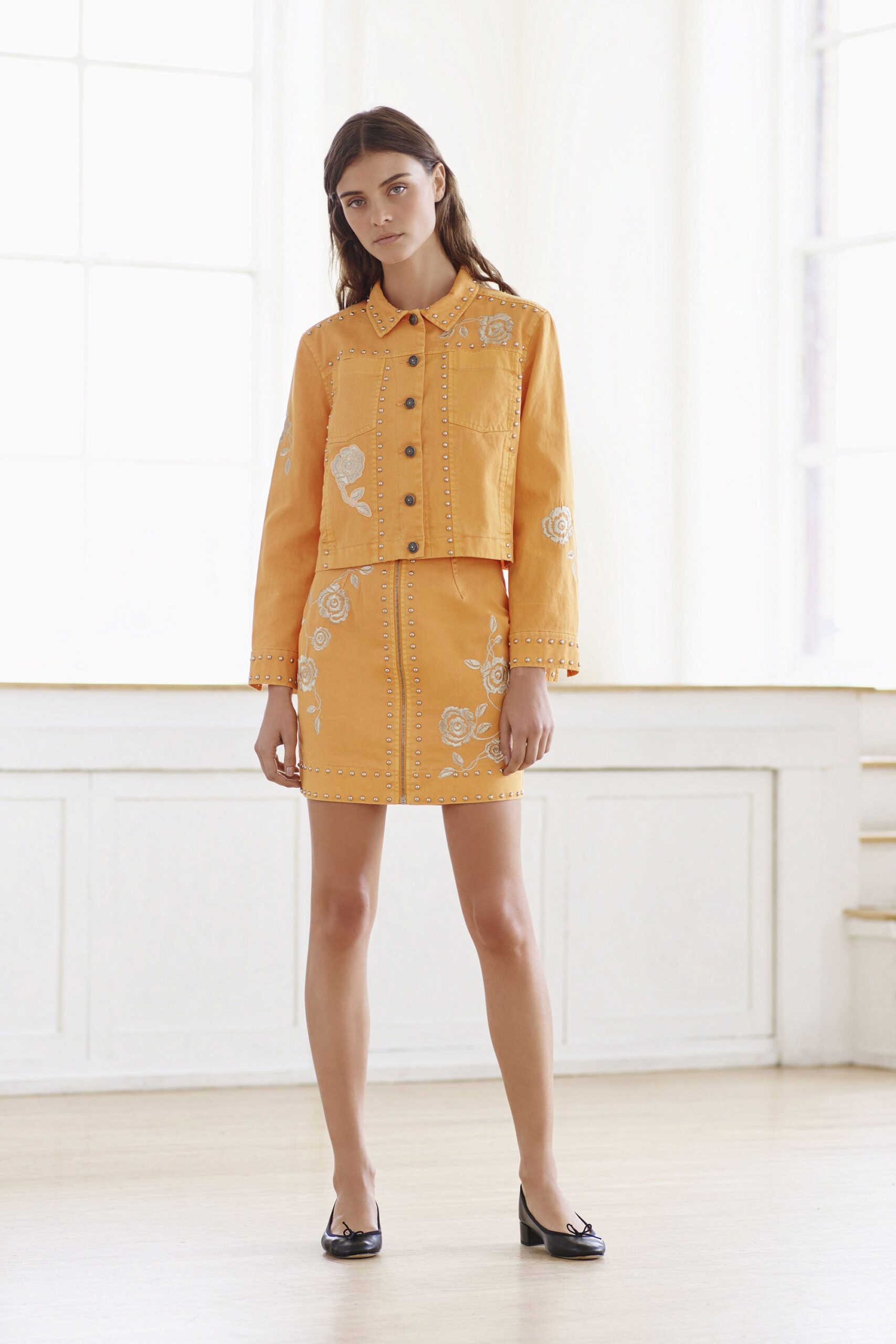 Cinq à Sept Resort 18 Look 38