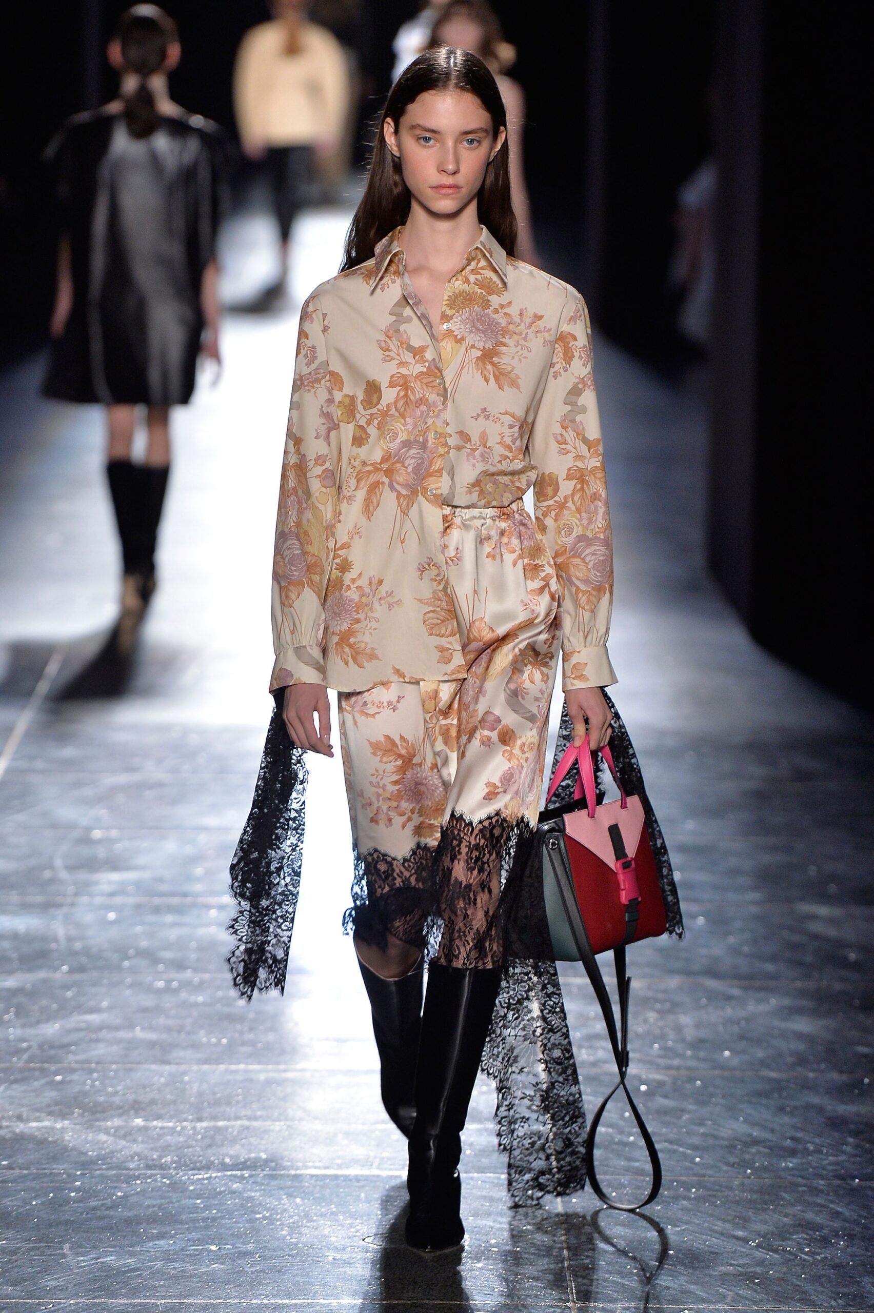 Christopher Kane F/W 18 Look 60