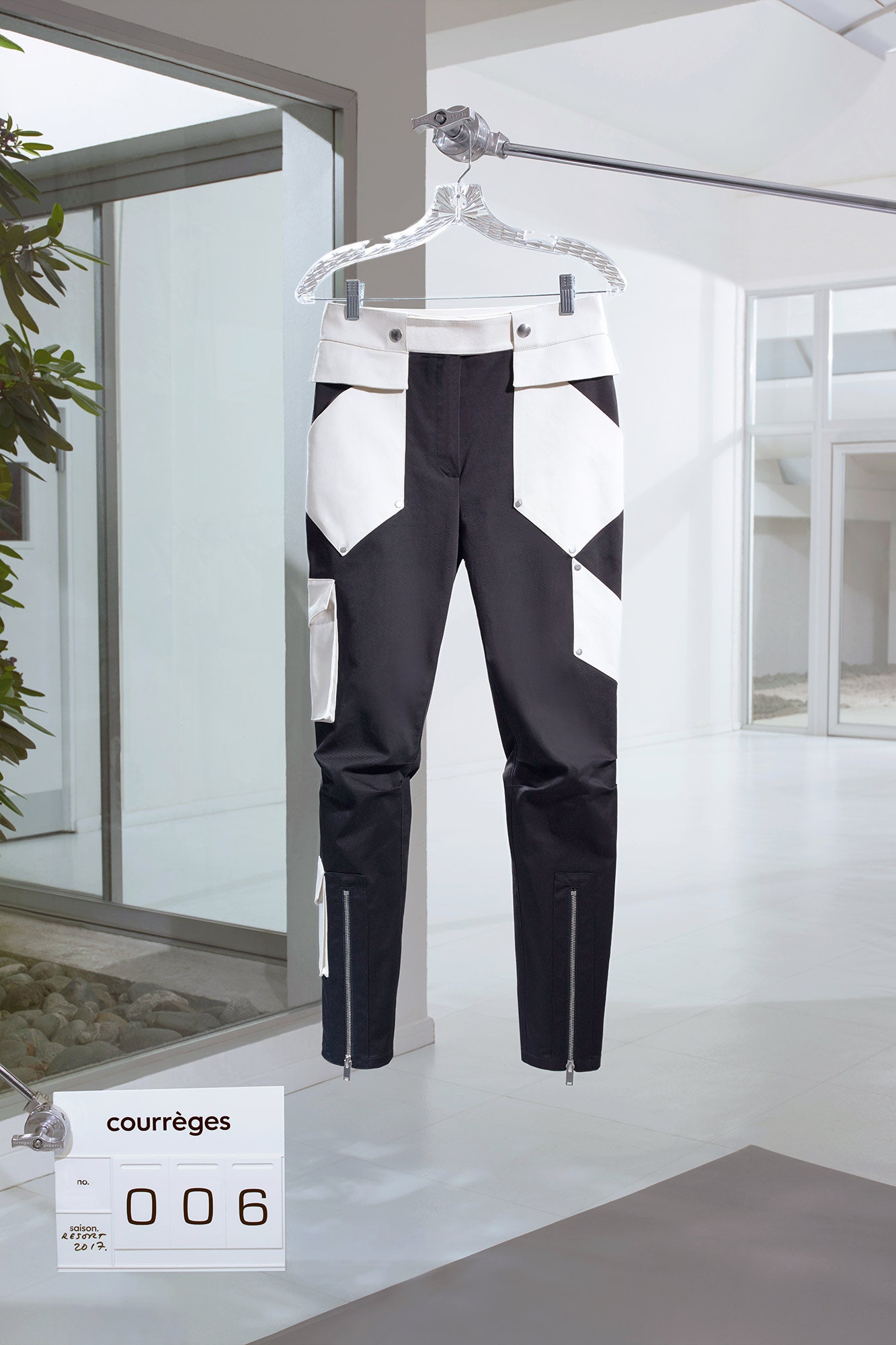 Courrèges Resort 17 Look 27