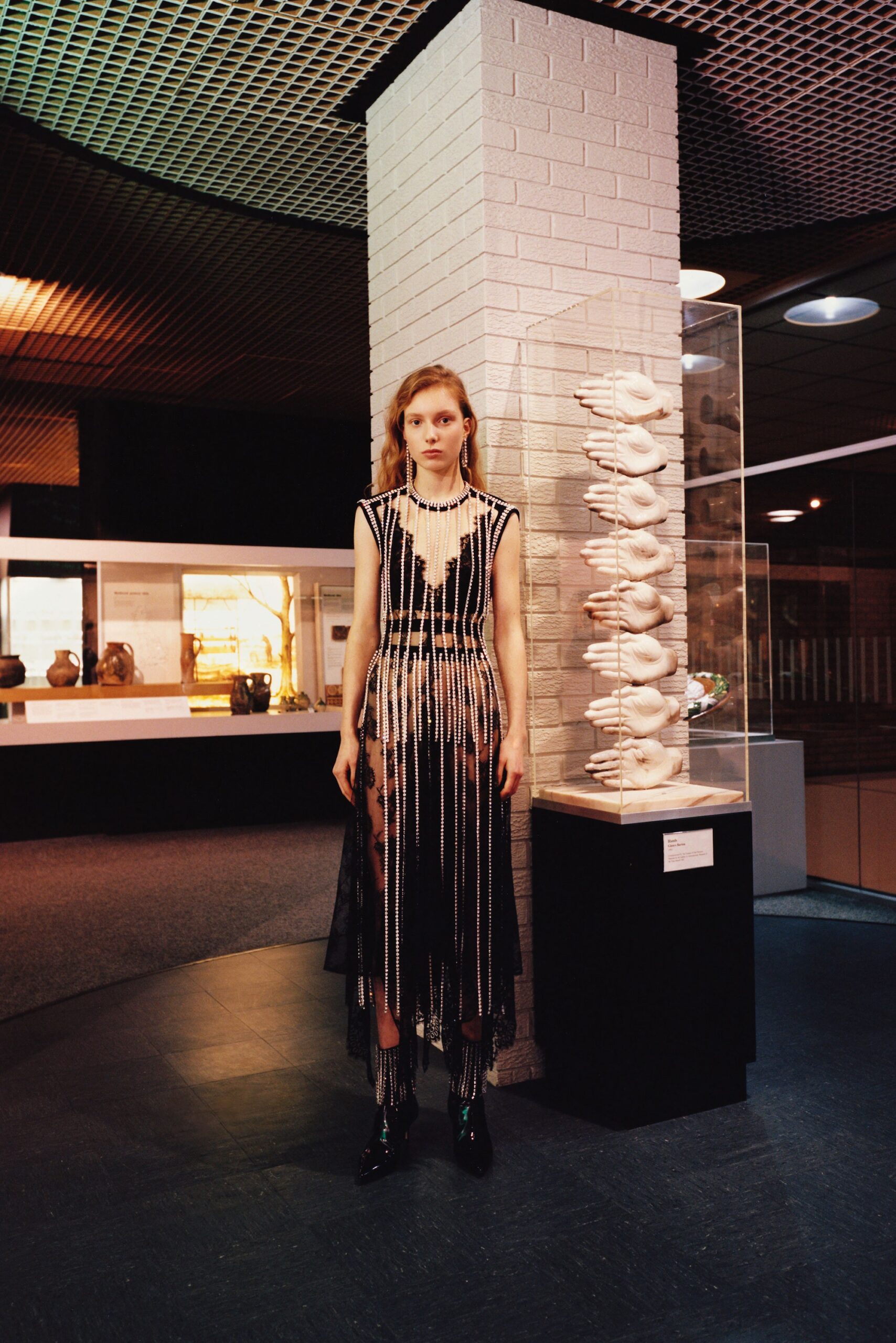 Christopher Kane F/W 18 Look 99