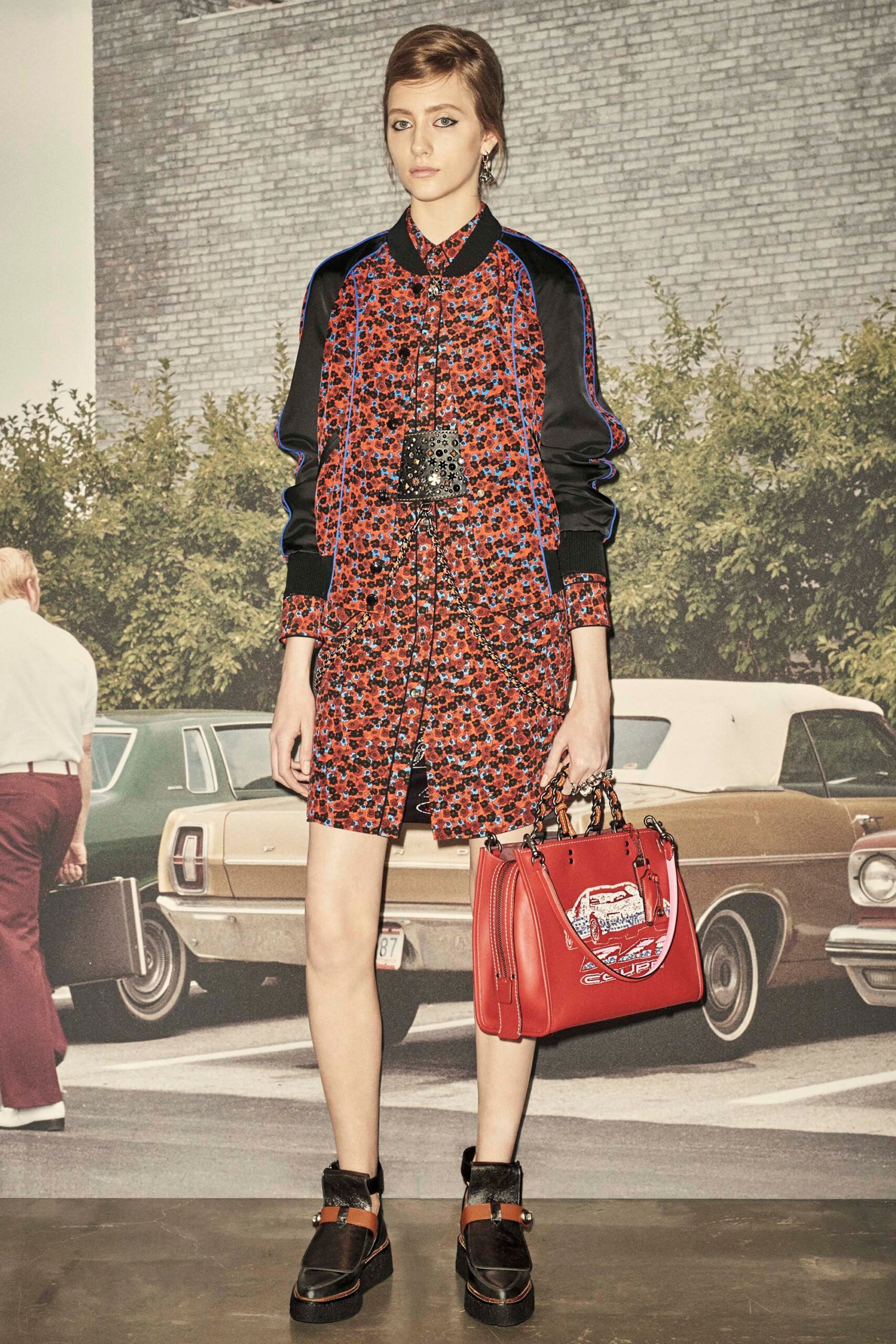 Coach Resort 17 Look 122