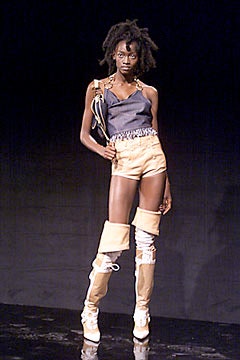 Christian Dior S/S 00 Look 95