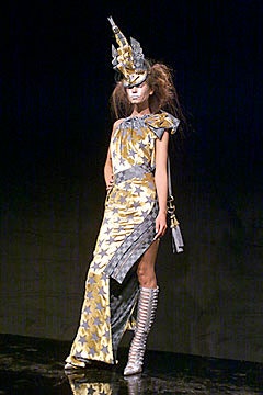Christian Dior S/S 00 Look 255