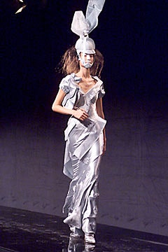 Christian Dior S/S 00 Look 259