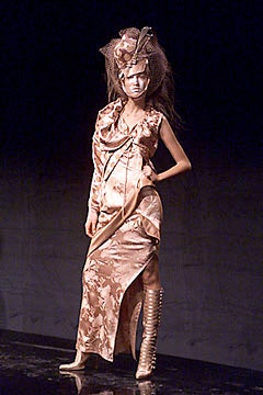 Christian Dior S/S 00 Look 283