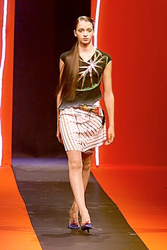 Christian Lacroix S/S 00 Look 72