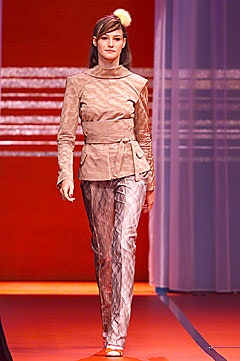 Christian Lacroix F/W 01 Look 140