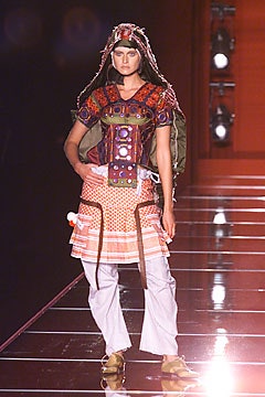 Christian Dior F/W 01 Couture Look 29