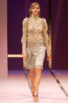 Christian Lacroix Spring 2002 Ready-to-Wear