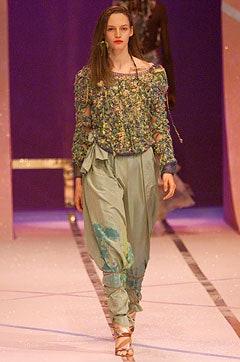 Christian Lacroix S/S 02 Look 144