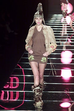 Christian Dior F/W 02 Look 6