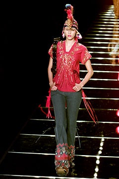 Christian Dior F/W 02 Look 21