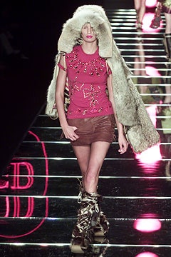 Christian Dior F/W 02 Look 46