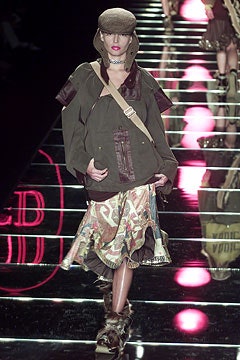 Christian Dior F/W 02 Look 66