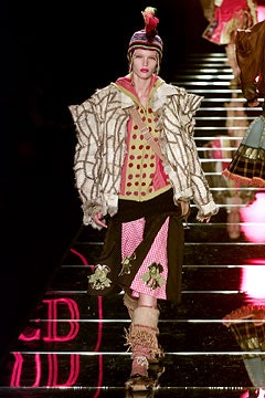 Christian Dior F/W 02 Look 91
