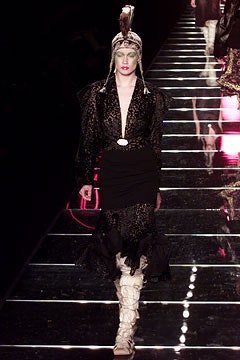 Christian Dior F/W 02 Look 147