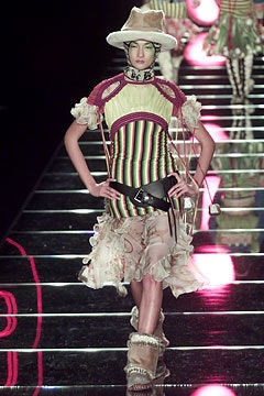 Christian Dior F/W 02 Look 224