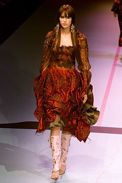 Christian Lacroix F/W 02 Look 124