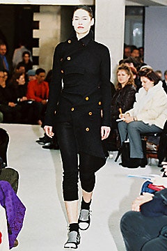 Comme des Garçons Fall 2002 Ready-to-Wear