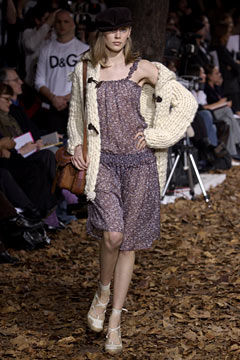 D&G F/W 02 Look 43
