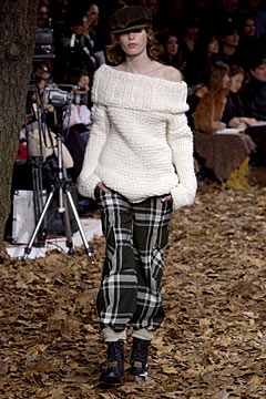 D&G F/W 02 Look 49